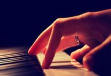 三亿体育体育官方-多特蒙德耀眼连胜：德国足球新王者的崛起