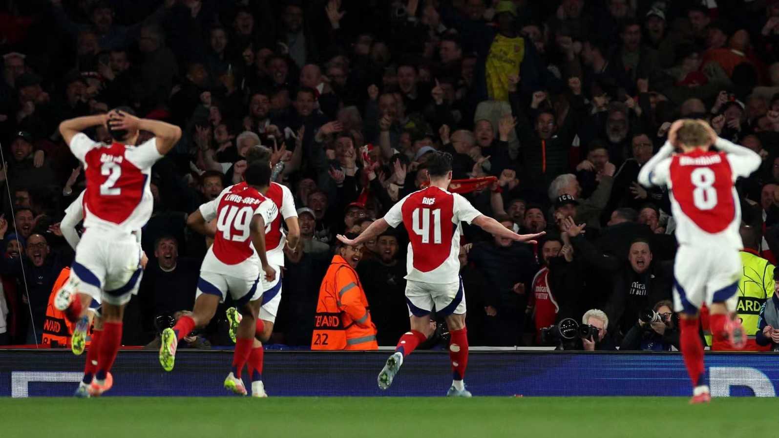 关于里昂主场大胜波尔多，积极寻求连胜的信息