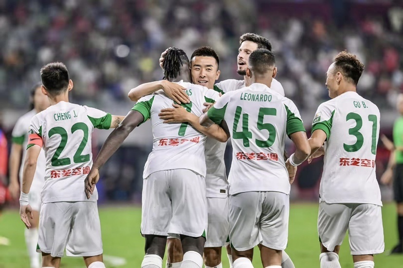 三亿体育体育新闻-包含浙江队遭受失利，面临着降级的压力的词条