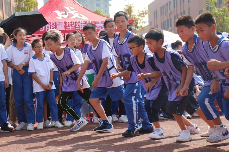 三亿体育体育官方登录入口-包含新疆江苏豹队深入备战，锐气十足的词条