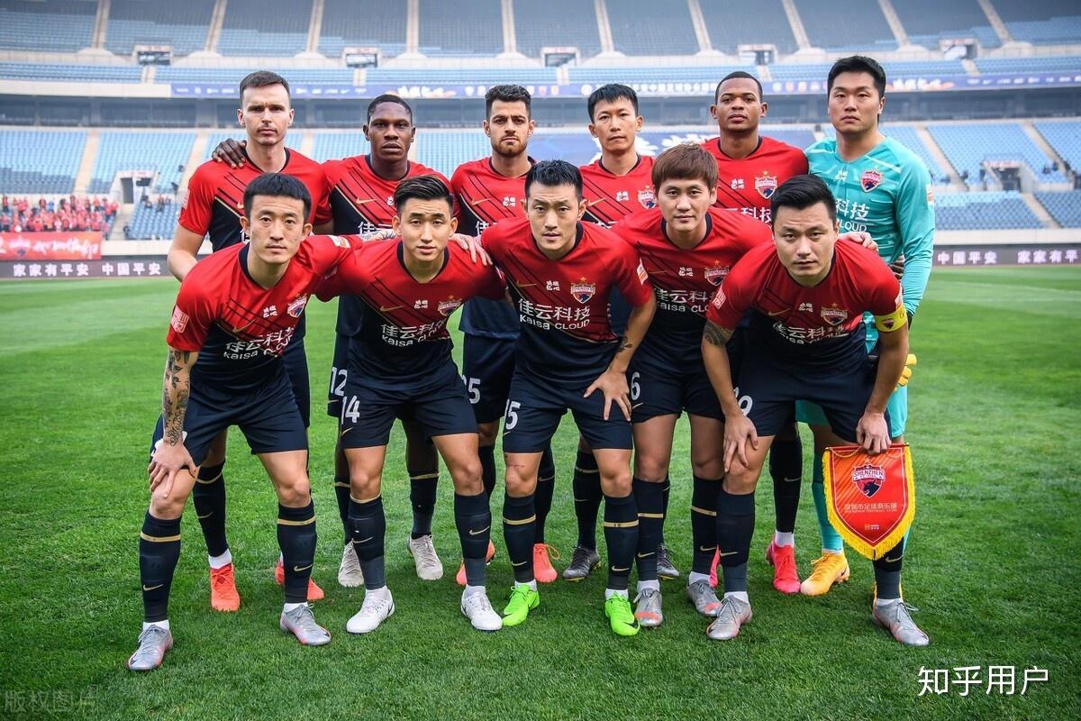 天津泰达对阵深圳佳兆业，谁将笑到最后？