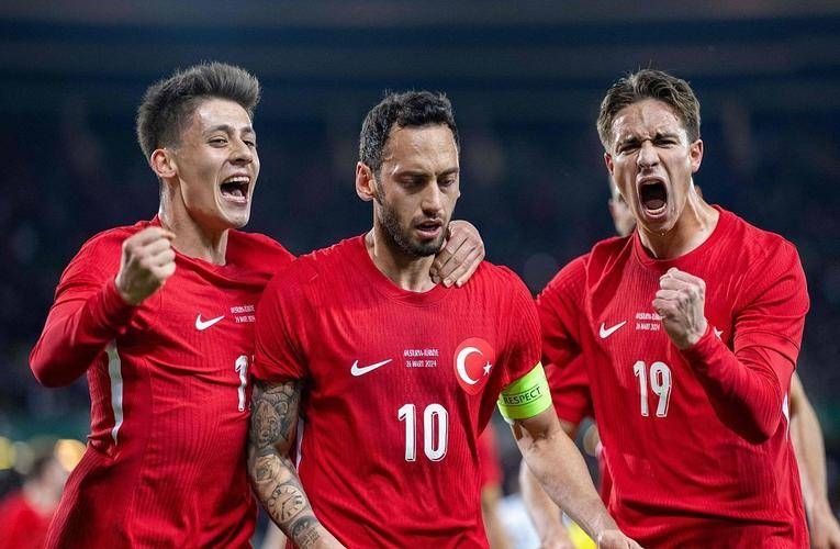 关于欧国联热门球队遭遇困境,出线路不平坦的信息 关于欧国联热门球队遭遇困境,出线路不平坦的信息