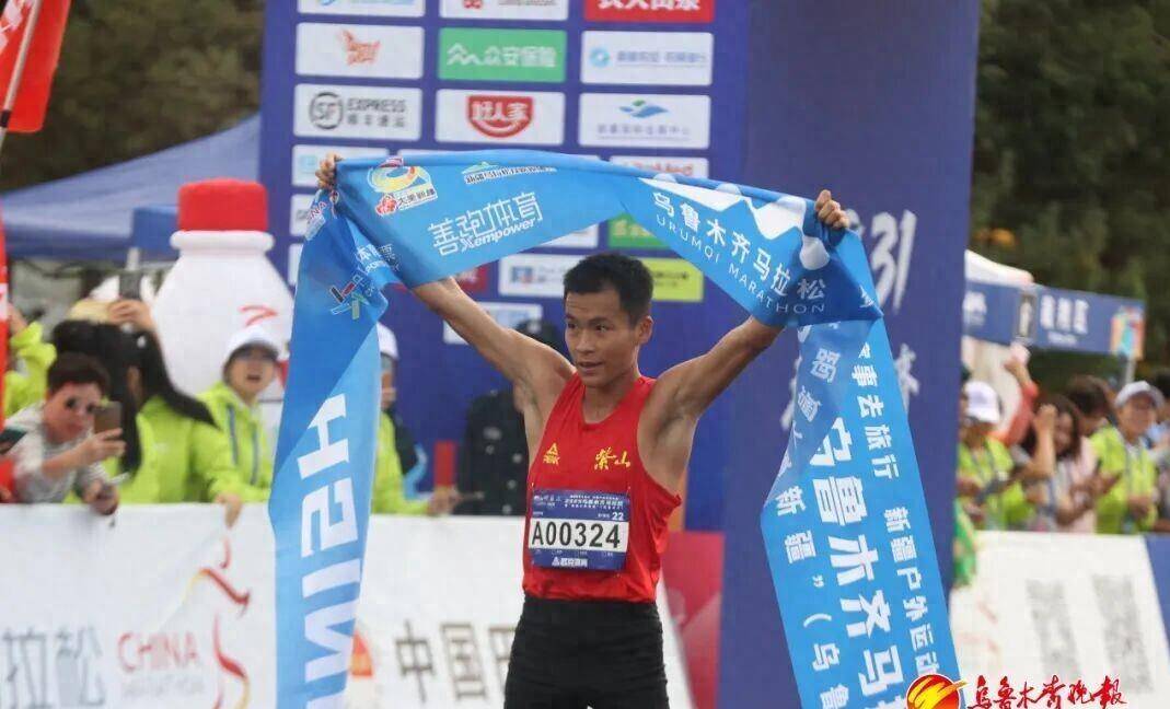 肯尼亚选手稳定发挥,夺得长跑比赛金牌的简单介绍 肯尼亚选手稳定发挥,夺得长跑比赛金牌的简单介绍