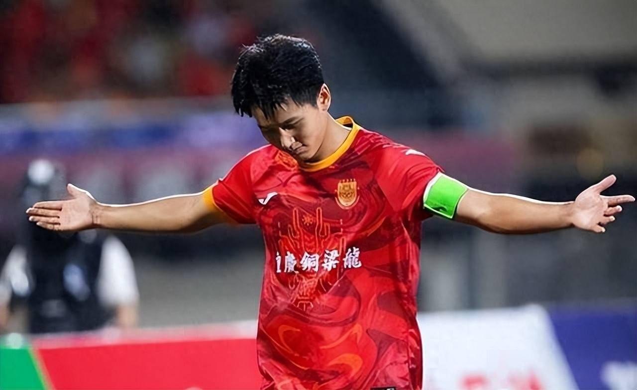 三亿体育体育地址-关键时刻救火出击!主队门将表现抢眼的简单介绍