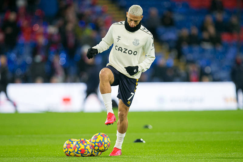 里尔战平卡昂,客场拿下一分的简单介绍 里尔战平卡昂,客场拿下一分的简单介绍