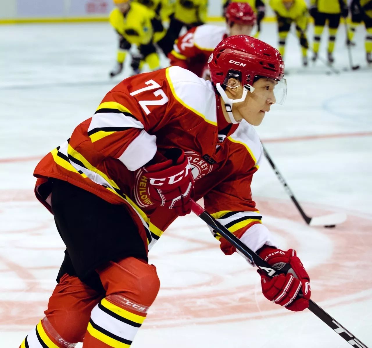 三亿体育体育登录入口-热那亚前场配合默契：攻守兼顾取得连胜的简单介绍