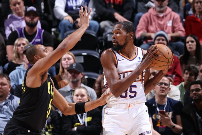 包含爵士击败太阳，取得三连胜的词条