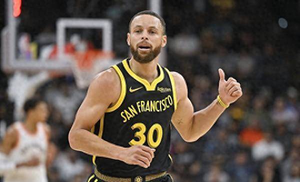 关于火箭胜马刺，取得四连胜稳固西部前四位置的信息